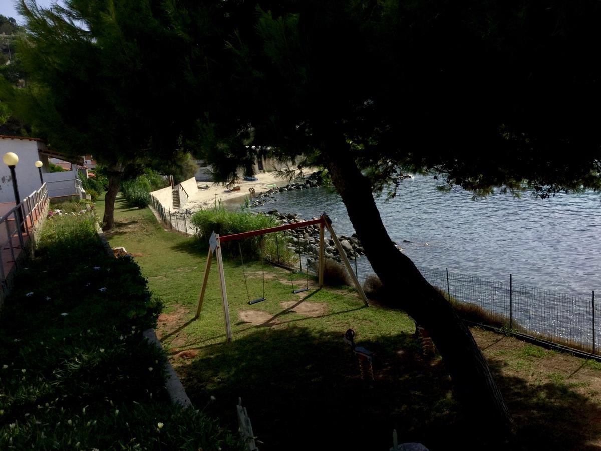 Marina Del Capo 3*